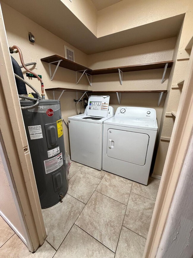 Photo - 1438 N Shill Dr Unit Apt 102