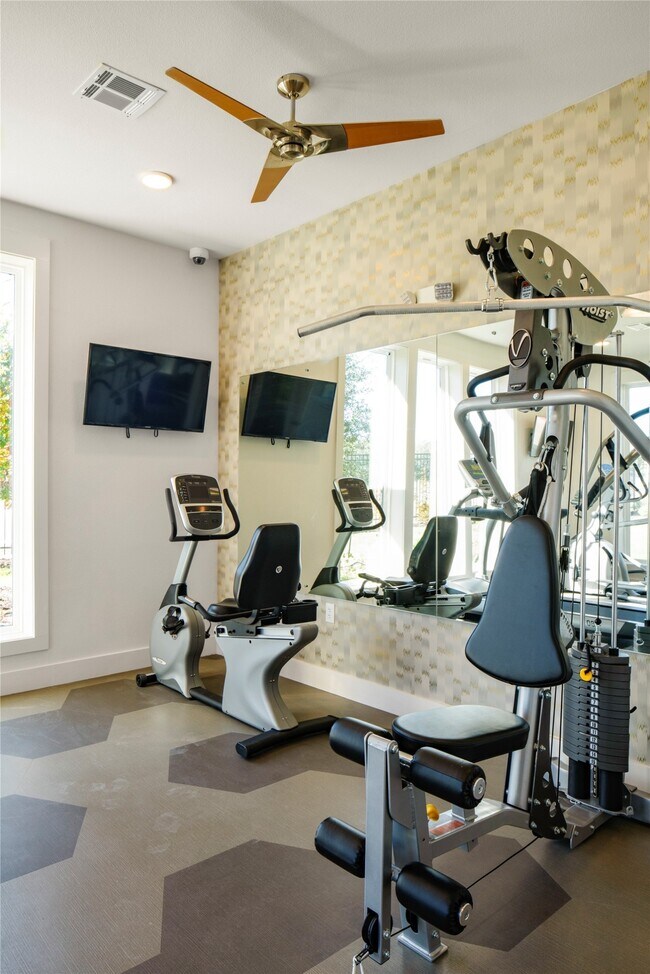 Photo - 104 Bettie Mae Wy