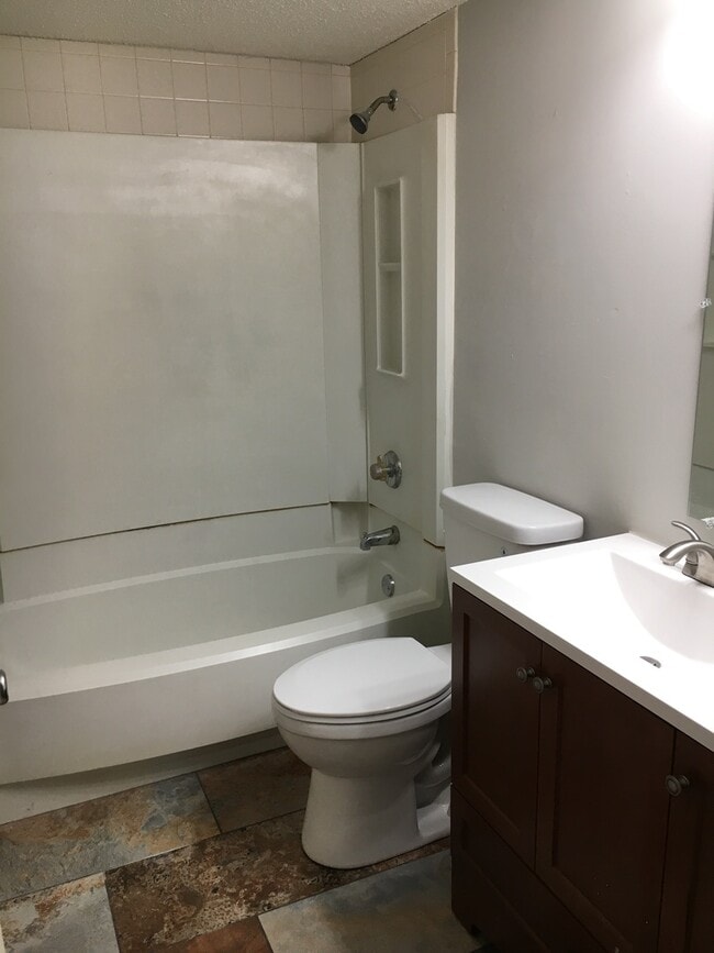 Photo - Summergate Parkway Condominiums