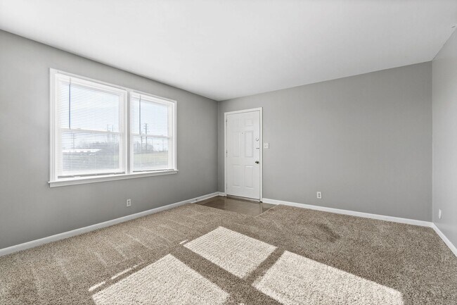 Photo - 150 Darlene Dr Unit C