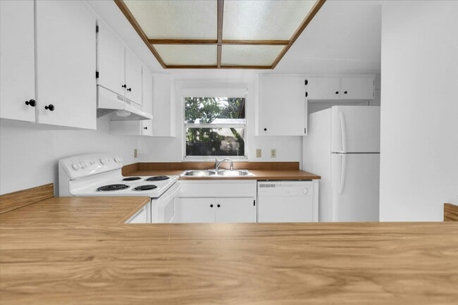 Photo - 5601 59th Way N Unit 5603