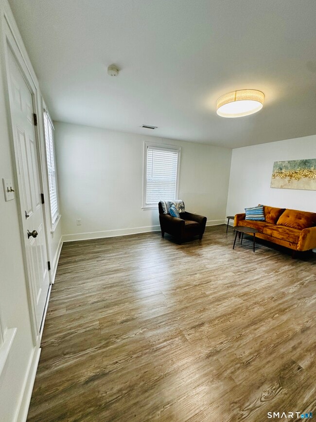 Photo - 59 Hanford Ave Unit 1