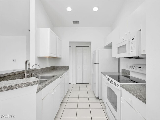 Photo - 1543 Hightower Ave S