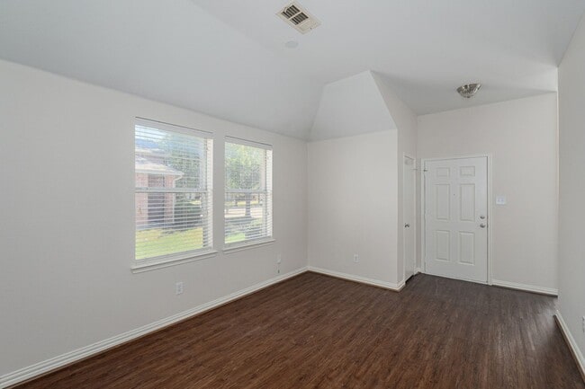 Photo - 1329 Missouri St
