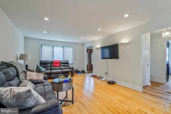 Photo - 212 Lafayette Ave
