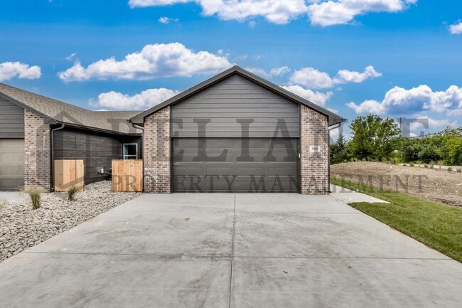 Photo - 4930 N Vassar Ave