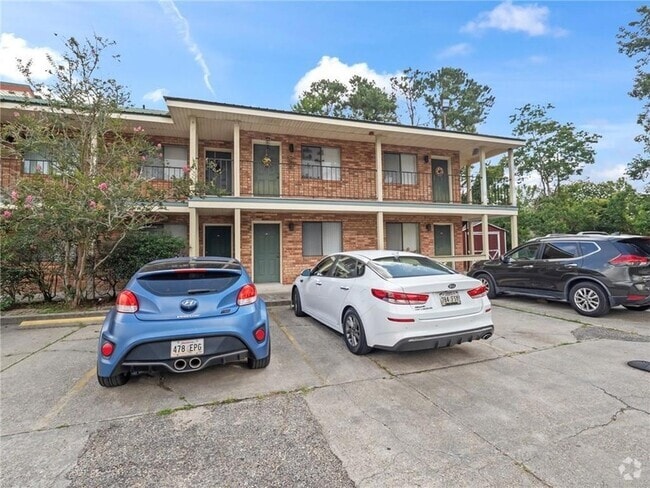 Building Photo - 400 Voters Rd Rental