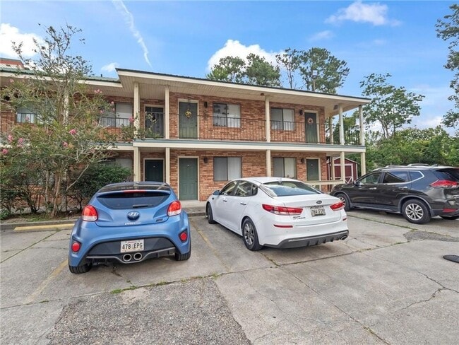 Building Photo - 400 Voters Rd Rental
