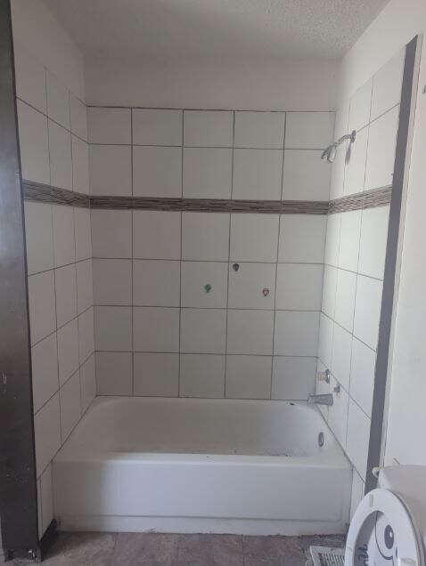 Photo - 2909 W Wyoming St