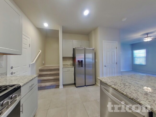 Photo - 7237 Halo Falls St