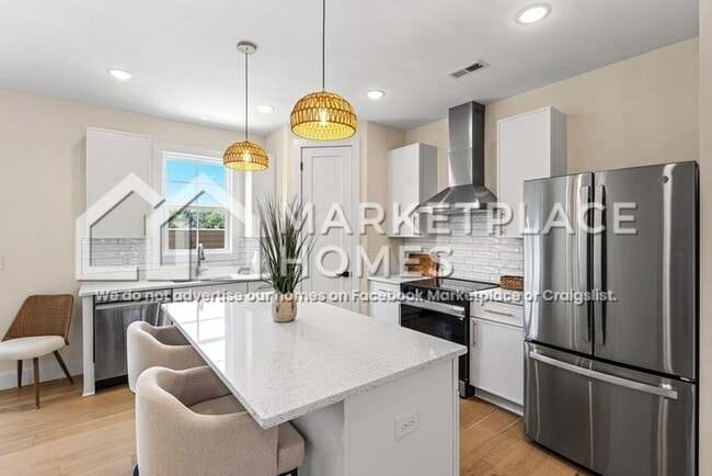 Photo - 113 Taverly Dr