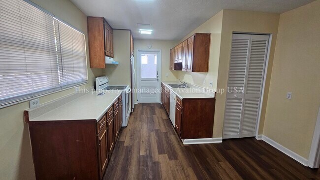 Photo - 6507 Wilson Blvd Casa