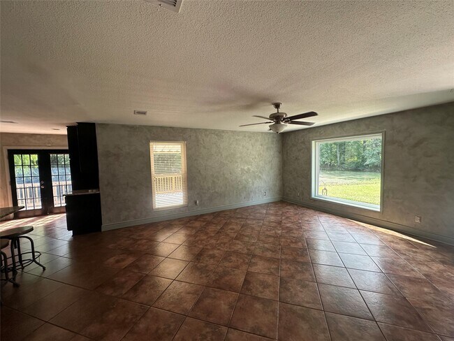 Photo - 12423 Woodlake Ln