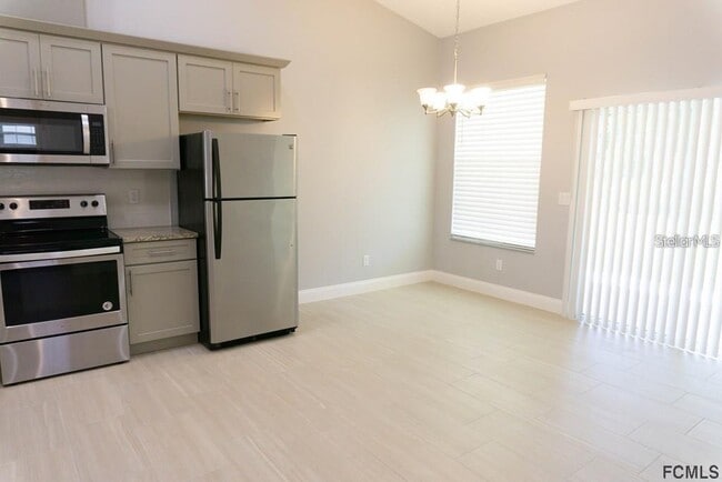 Photo - 64 Farmsworth Dr