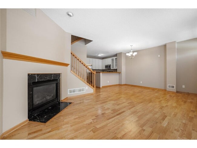 Photo - 7601 11th St N