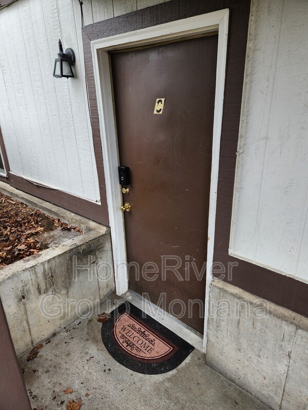 Photo - 2111 S 4th St W