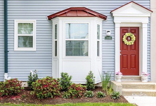 Building Exterior - Riverfront Townhomes