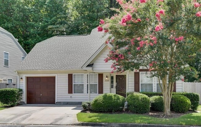 Photo - 1133 Lady Ashley Dr
