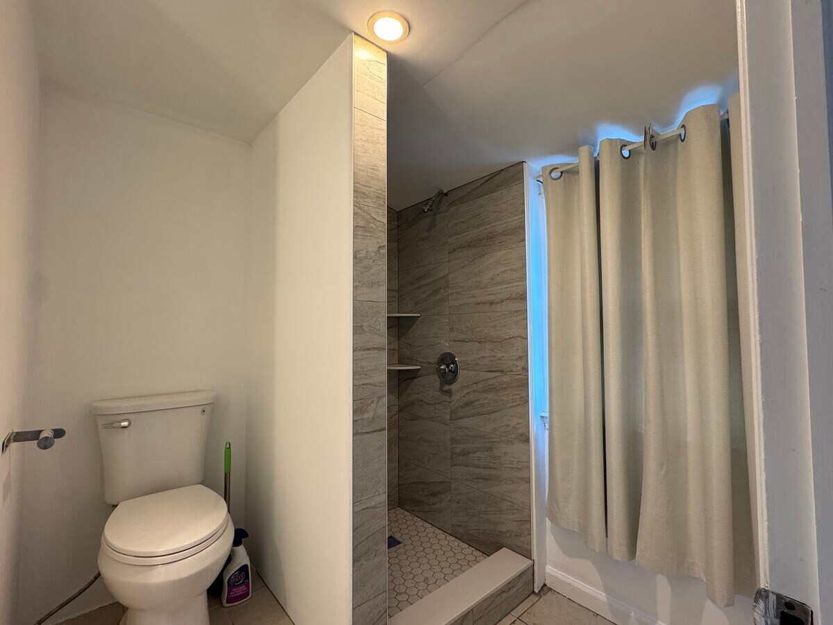 Photo - 41 Young Dixon Way