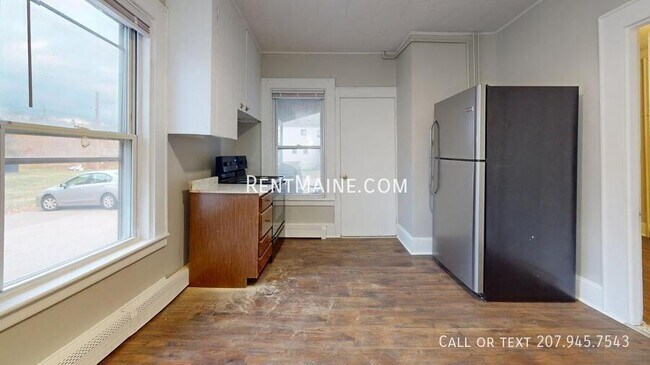 600 S Main St Unit 1