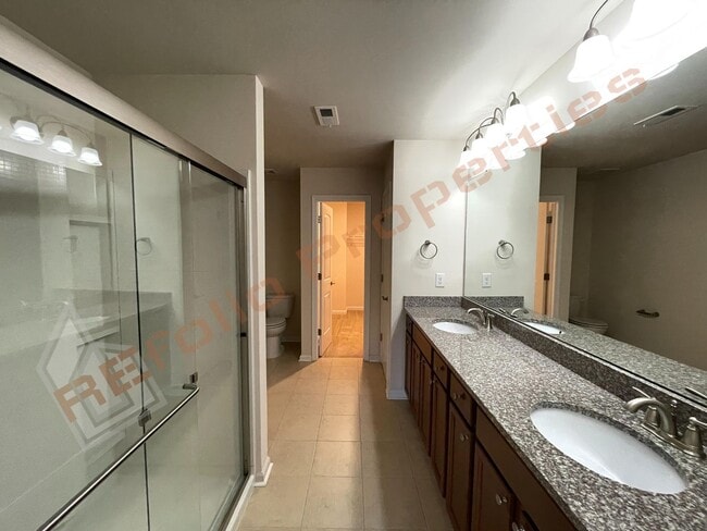 Photo - Beautiful 3 Bedroom, 2.5 Bathroom Townhome...