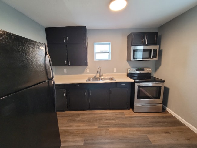 Photo - 409 N Sterling Ave Unit APT 2C