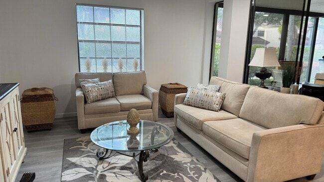 Photo - 5195 Europa Dr Unit H