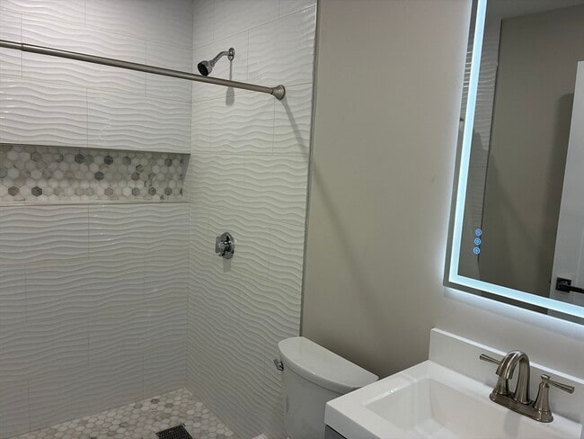 Photo - 3 Sudan St Unit 3