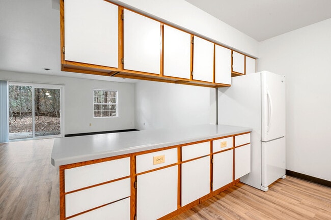 Photo - Sylvan Glen Apartments