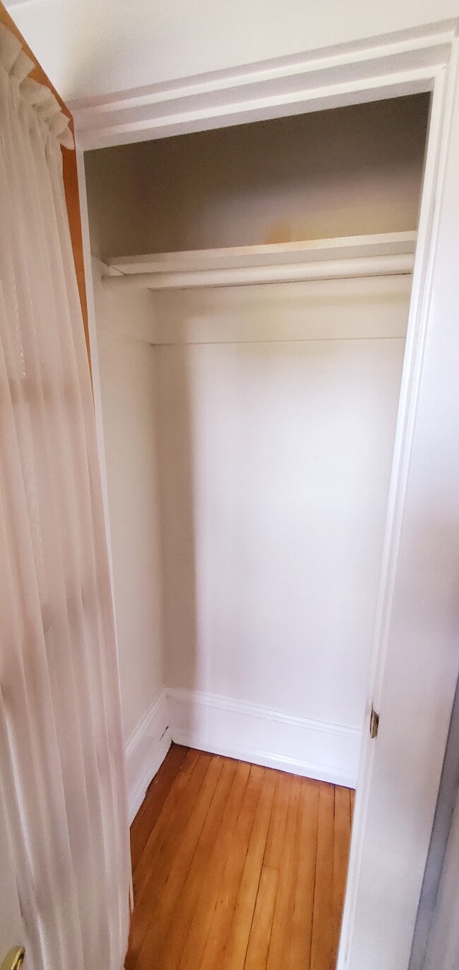 Photo - 398 Bedford St Unit 1