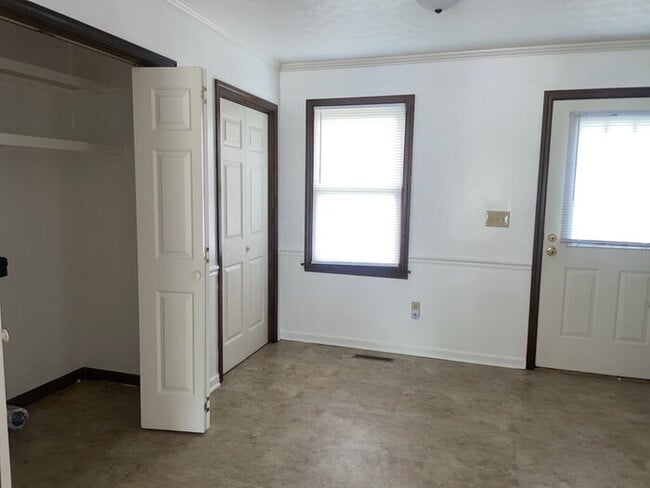 Photo - "Charming 3-Bedroom Sanctuary with 2 Full Baths in Prime Simpsonville Location!"