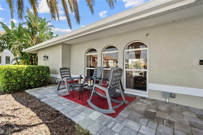 Photo - 858 Hatchee Vista Ln