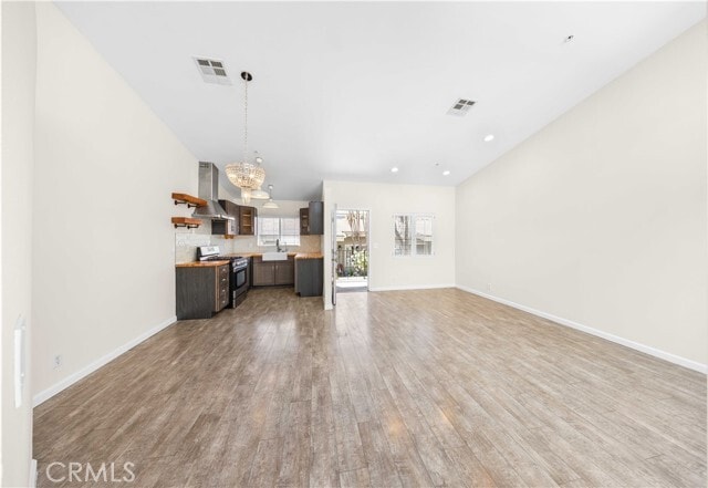 Photo - 11377 Osborne Pl