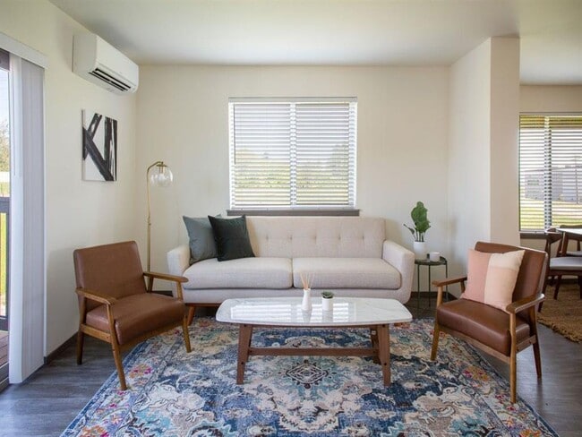 Photo - Sawyer Trail Apartments & Townhomes