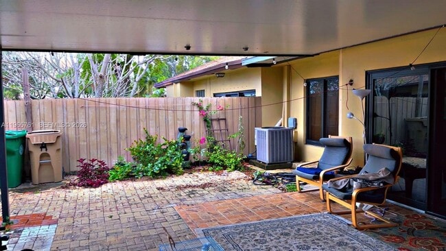 Photo - 7509 SW 26th Ct