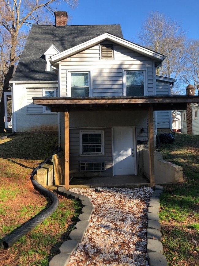 Building Photo - 701 S South St Unit 701-B