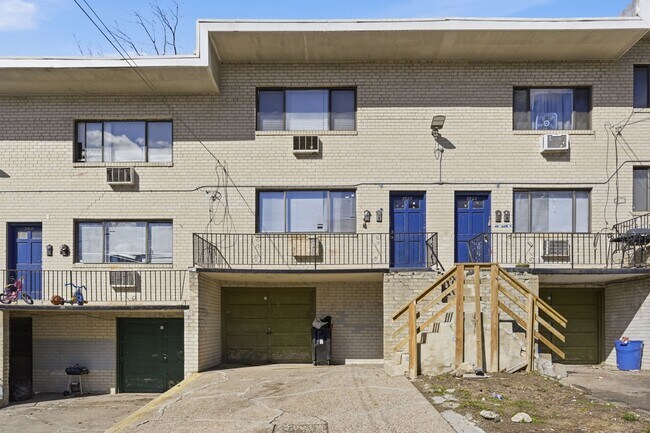Fernrock Apartments