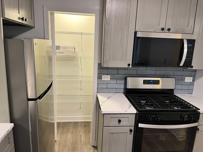 Photo - 1032 Auburn Ln Unit 1032 Auburn Lane