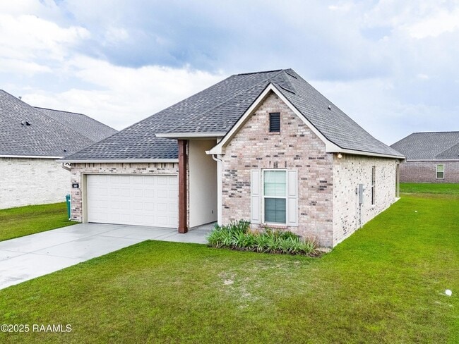 Photo - 102 Jubilation St