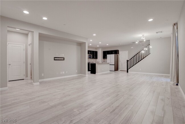 Photo - 3108 Zara Ave