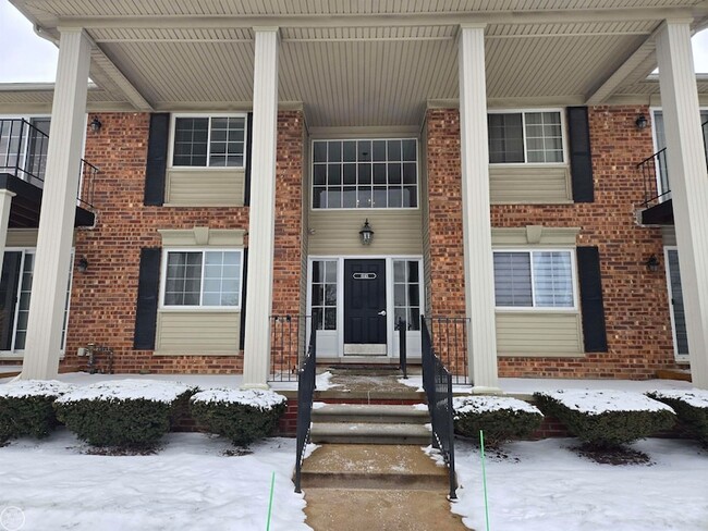 Photo - 6145 Orchard Lake Rd Condo Unit 101