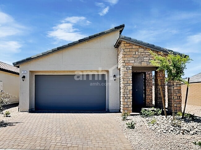 Building Photo - 525 Sacred Lotus Pl Rental