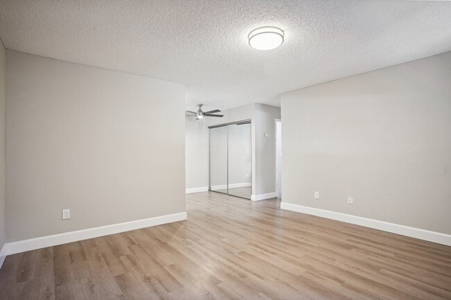 Photo - Lincoln Glen