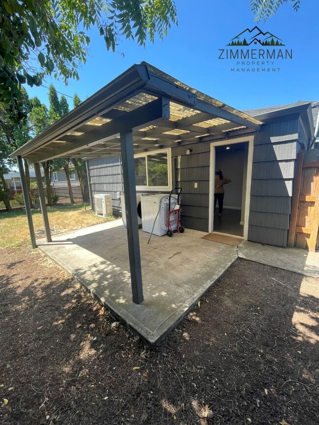 Photo - 611 Centennial Blvd Unit 611 1/2 Centennial