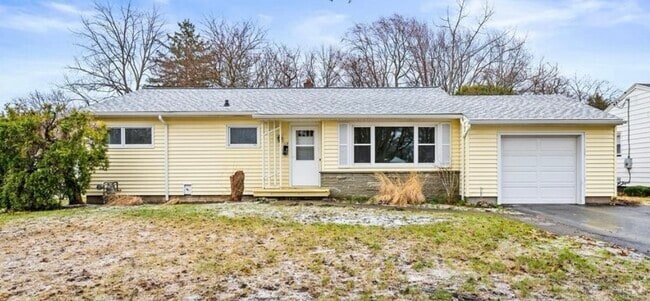 Building Photo - 117 Bayberry Ln Rental