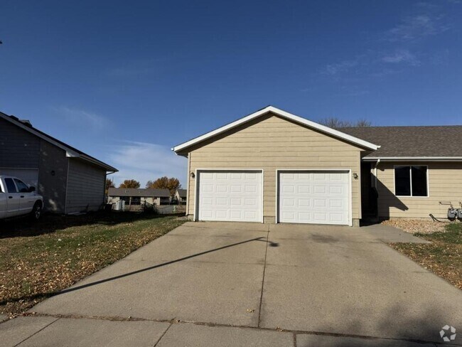 Building Photo - 903 S Colleen Ln Rental