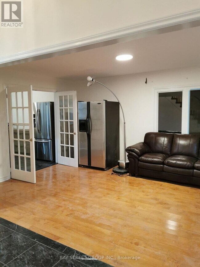 Photo - 138 Rosedale Heights Dr