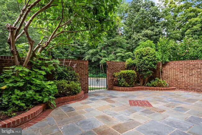 Photo - 6056 Morgan Ct
