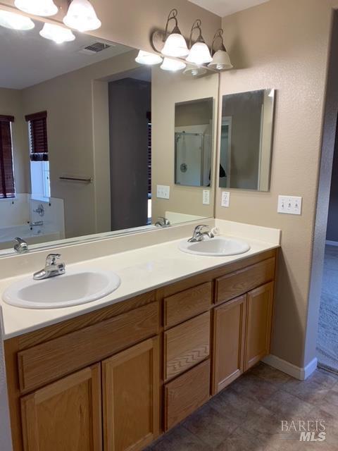 Photo - 408 Canyon Ct