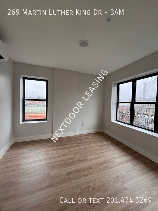 Photo - 269 M.L.K. Drive Unit 3AM